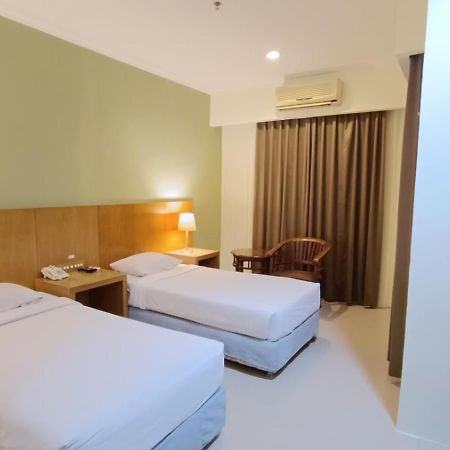 Hotel Wisata Palembang Esterno foto