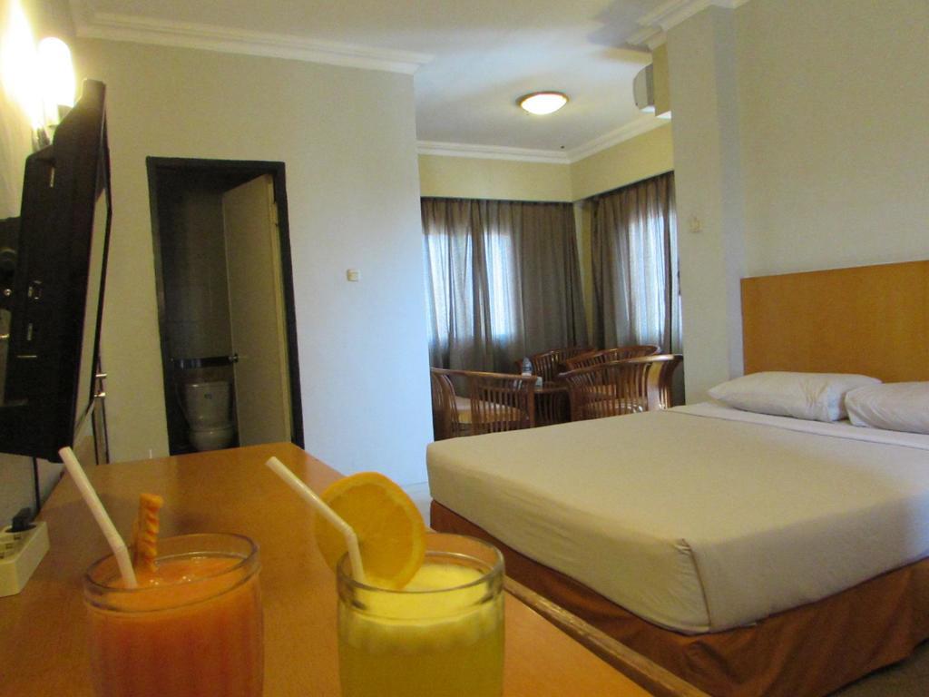 Hotel Wisata Palembang Esterno foto