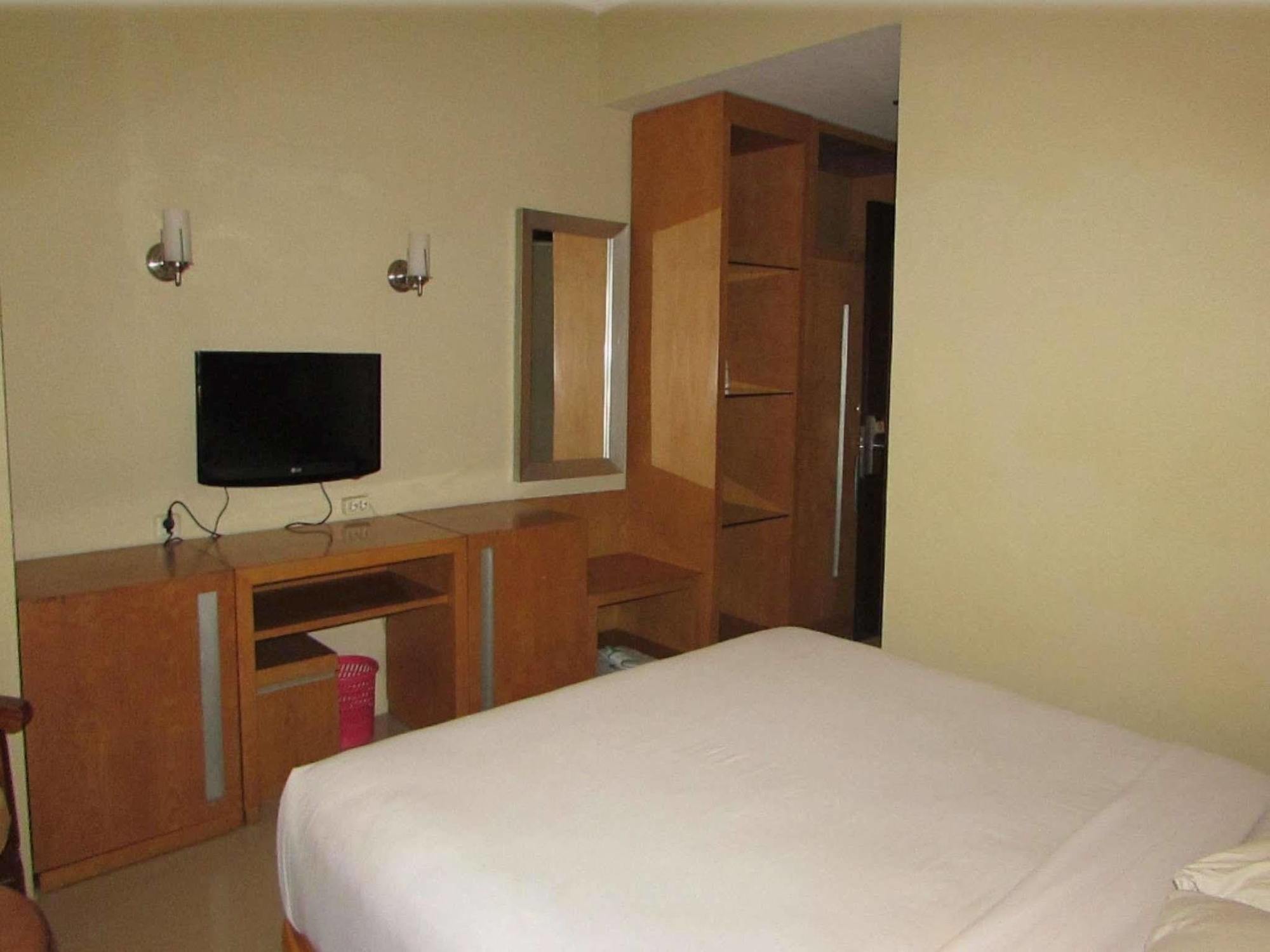 Hotel Wisata Palembang Esterno foto